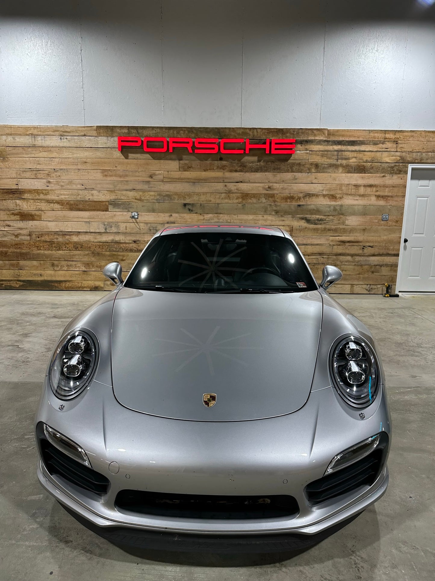 Dealership Sign, LEDs