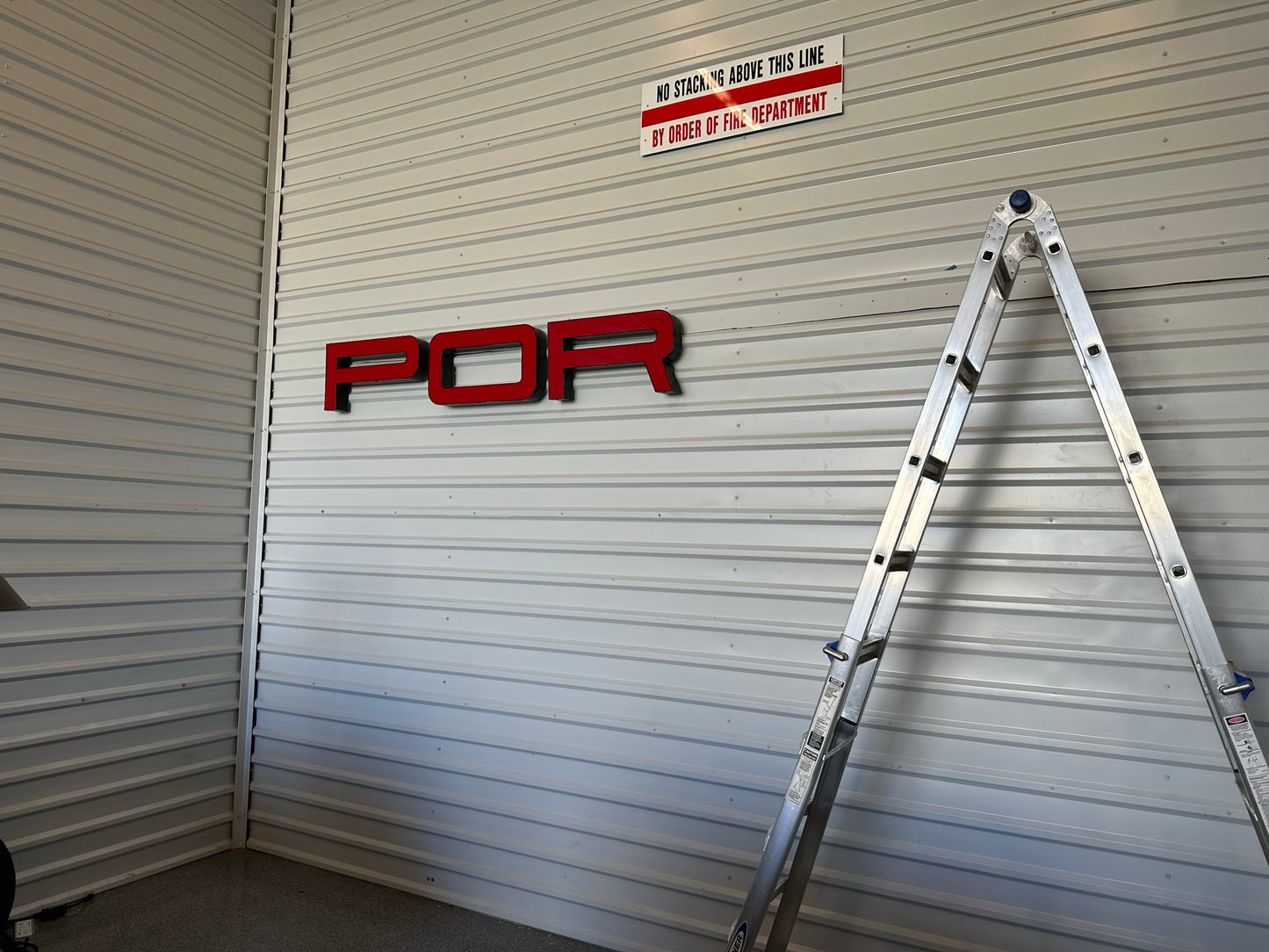 Dealership Sign, LEDs
