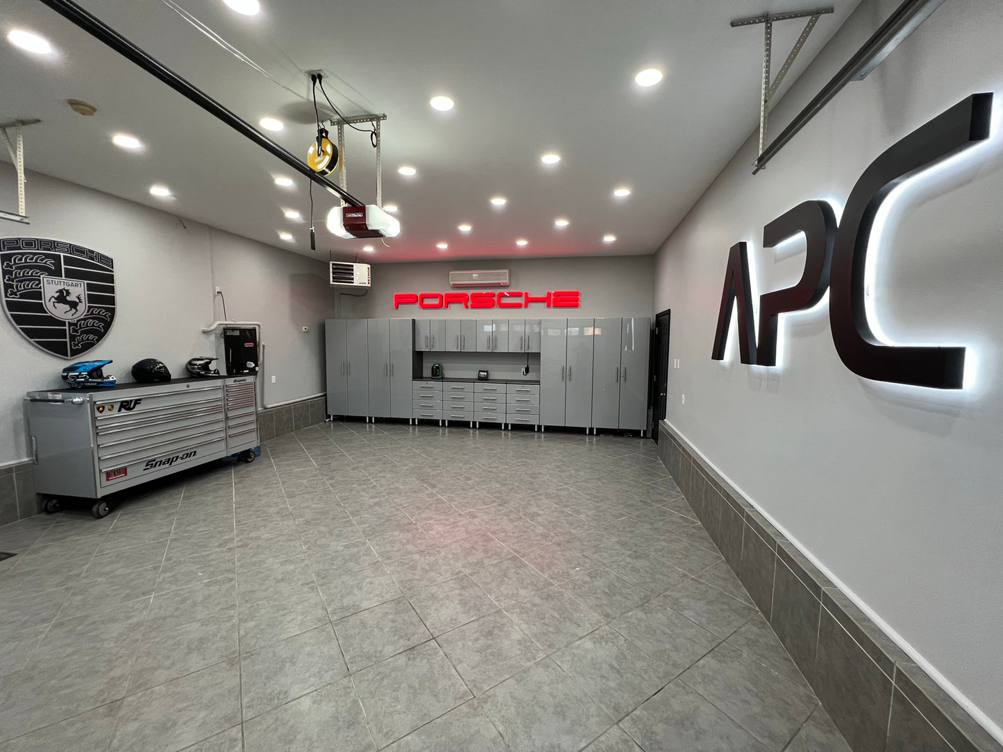 Dealership Sign, LEDs